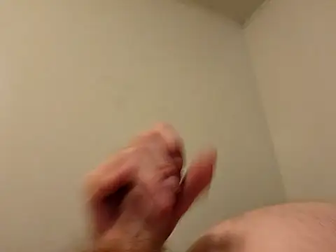 Snapshot of Akdecline chatting on October 14, 1:45 am Akdecline online show from October 14, 1:45 am