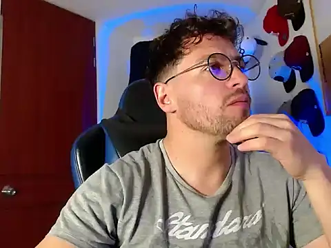 kurt xx online show from December 20, 2:07 am