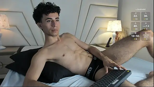 Zahir Ashar online show from October 24, 11:56 am