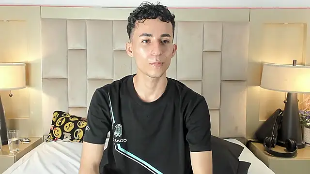 Zahir Ashar online show from March 25, 11:20 pm