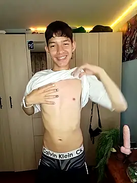 heyy noah11 online show from November 4, 3:07 am