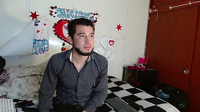 picante70  online show from February 11, 11:15 am