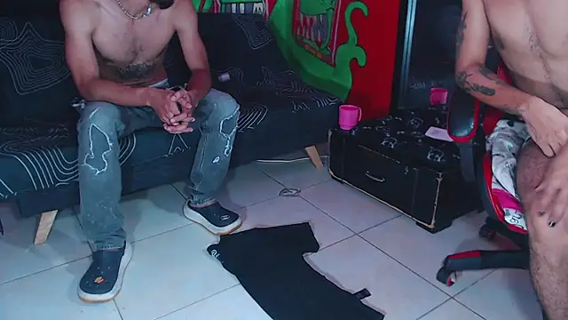 Monsterdominationx online show from December 15, 2:36 pm