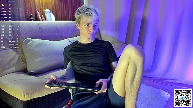 Logan mett online show from April 19, 12:59 pm