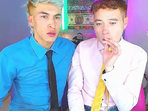 Latin boysxxxx online show from October 26, 1:18 am