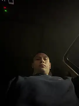 Feloh95 online show from March 31, 1:51 am