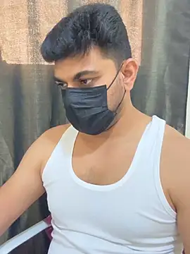 Handsome8677 online show from June 8, 9:32 am
