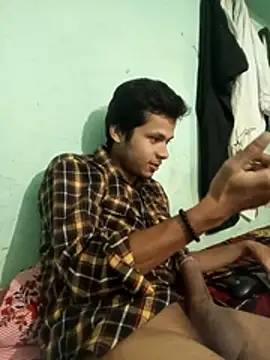 maxmishra18 online show from October 24, 3:52 am