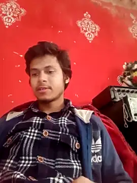 maxmishra18 online show from December 16, 8:32 am