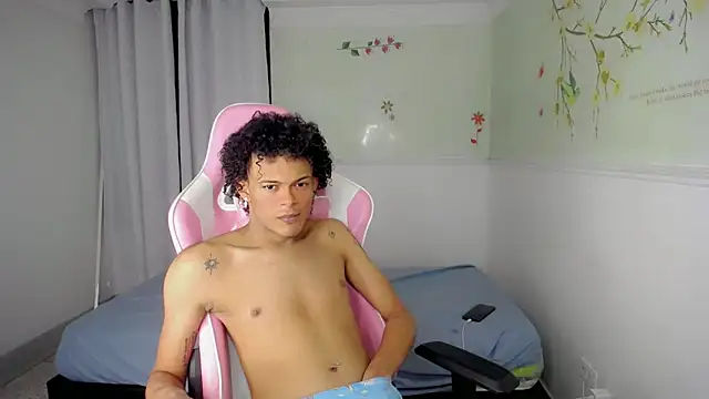 chloe king online show from December 16, 9:44 pm