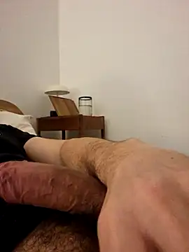 londonutr online show from October 29, 10:13 pm