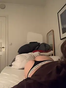 boyJoyToy online show from November 8, 2:48 am