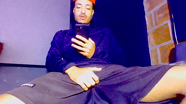 Anaconda larga online show from February 16, 2:48 pm