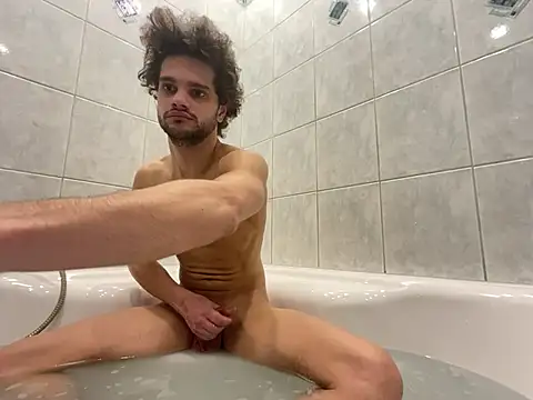 youngboyformommy24 online show from April 4, 7:00 pm