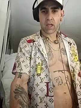 alphacloudGod online show from February 12, 8:20 am