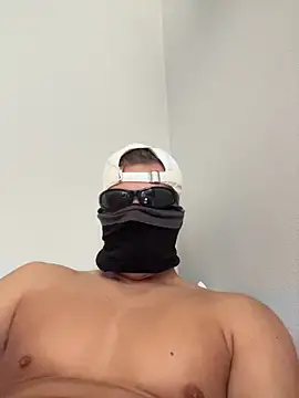 iCum uCum online show from November 13, 11:26 am