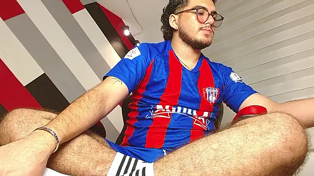 Zac Golden online show from February 12, 1:50 pm