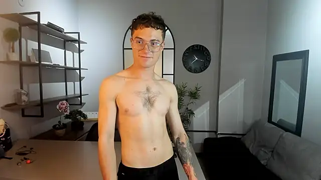 Lil James online show from March 25, 8:46 pm