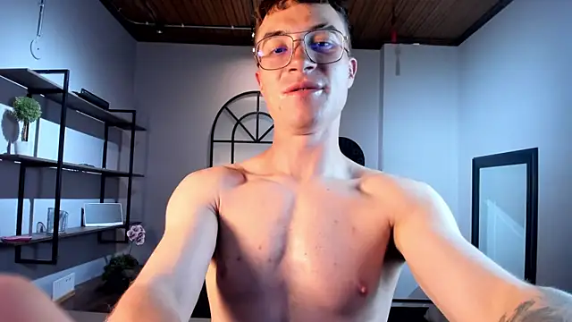 Lil James online show from April 12, 8:10 pm