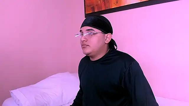 Santo Pecado  online show from October 23, 1:36 pm