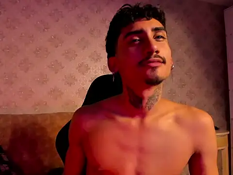 Mr Strike online show from November 22, 3:39 am