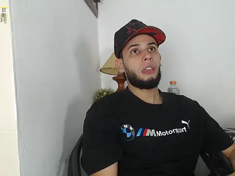 Maxcole 07 online show from November 9, 11:20 pm