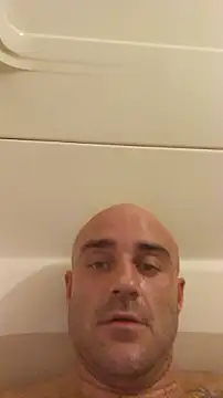 BulbasaurIsmettv online show from November 6, 12:13 am