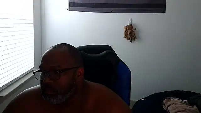 SplendaDaddy50 online show from July 1, 2:40 pm