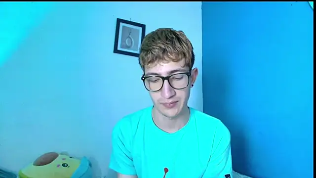 Erick Taylor3 online show from February 28, 9:25 pm