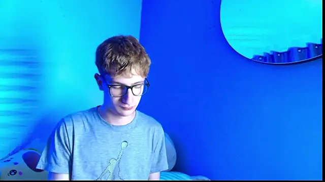 Erick Taylor3 online show from February 1, 9:02 pm