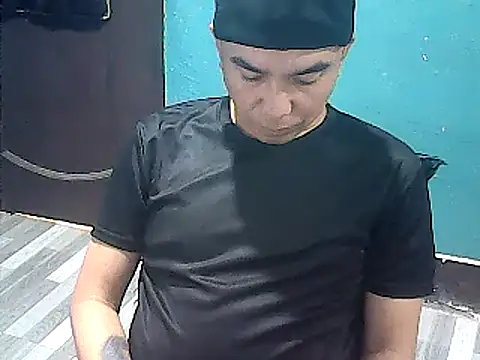 yourasiandesire69 online show from October 27, 7:21 am