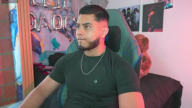 Tiler wolker online show from March 15, 8:15 pm