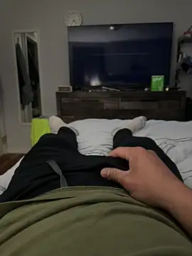urboiy online show from October 25, 8:43 pm