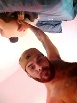 Marinjoe online show from April 11, 2:31 pm