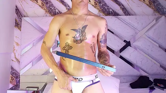 Andrew Haalls online show from February 28, 9:25 pm