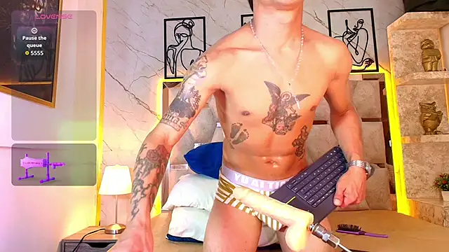 Andrew Haalls online show from April 18, 2:40 pm