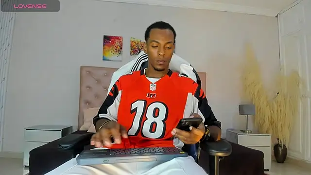 for itan online show from March 3, 12:23 pm