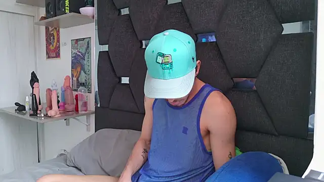 J-Moo online show from November 11, 3:50 pm