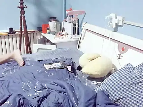 chenwen520 online show from October 31, 2:20 pm