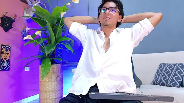 kane del toro online show from October 29, 1:36 pm