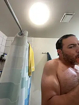 ezrah23 online show from April 27, 6:35 pm