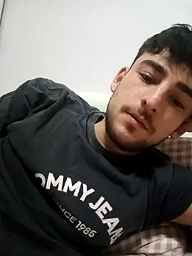 yasinesra757  online show from February 8, 2:06 am