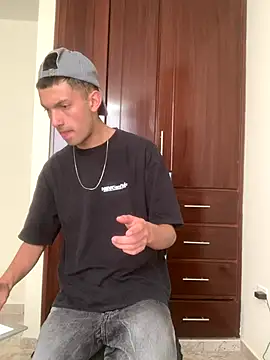 dylan drakee online show from November 3, 4:42 pm