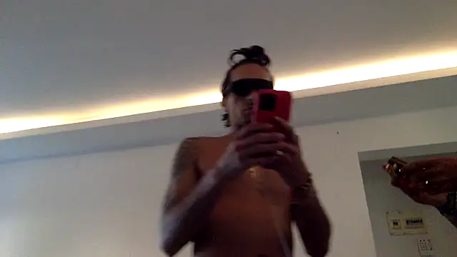 Zaskeee online show from November 2, 4:44 pm