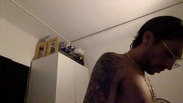 Zaskeee online show from December 14, 8:38 pm