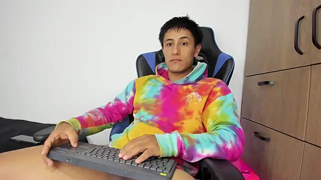 dorman boy online show from November 23, 8:25 am