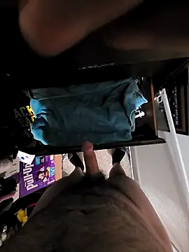 big Jizzy 125 online show from February 12, 5:35 am