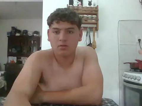 Myboy0020 online show from December 1, 7:06 pm