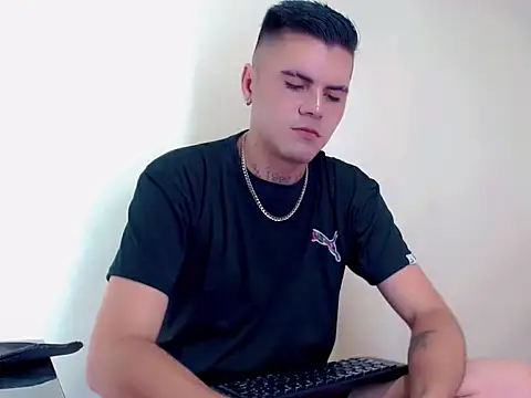 Sebastian Loaiza online show from November 30, 11:29 pm