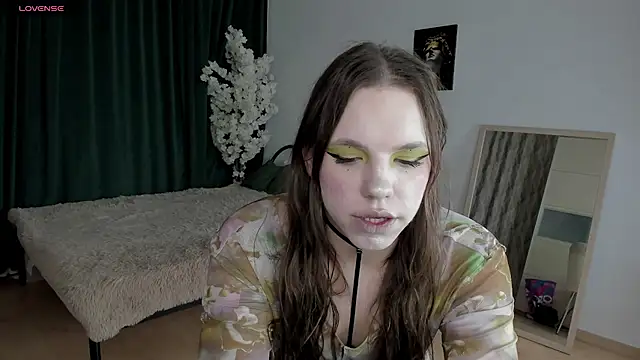 MadisonMongomeri online show from November 26, 2:47 am